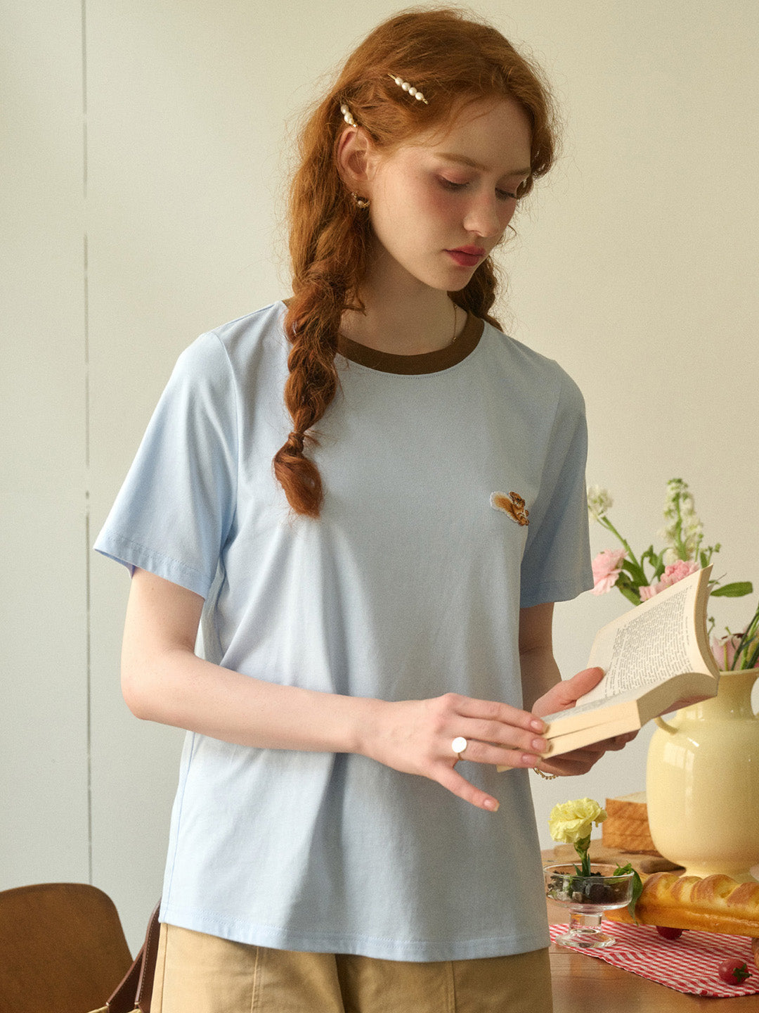 【Final Sale】Daphne Round Neck Embroidery 100% Cotton T-shirt