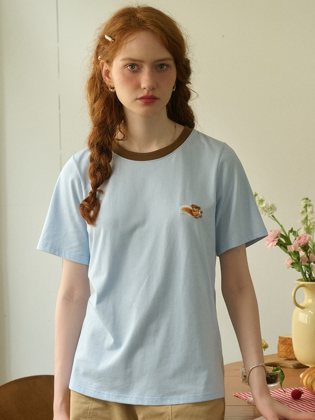 【Final Sale】Daphne Round Neck Embroidery 100% Cotton T-shirt