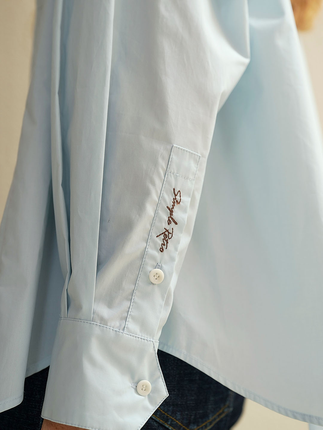 Cynthia Classic LOGO Embroidered Slit Cotton Light Blue Shirt