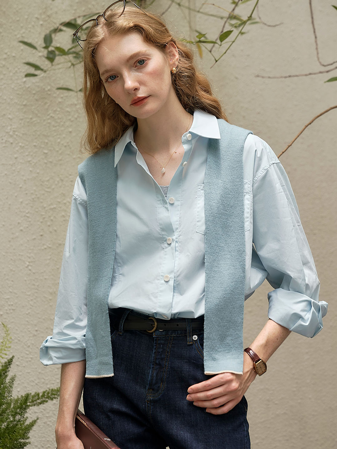 Cynthia Classic LOGO Embroidered Slit Cotton Light Blue Shirt