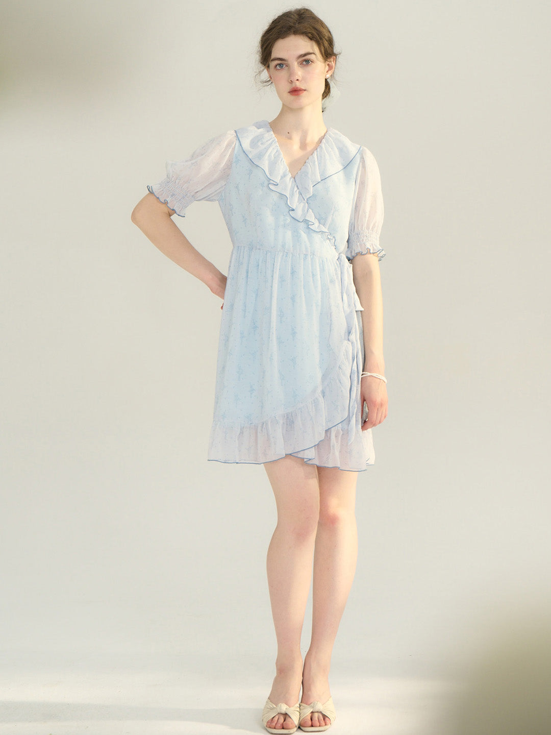 【Final Sale】Amaris Original Ballet Girl Print V Neck Puff Sleeve Dress