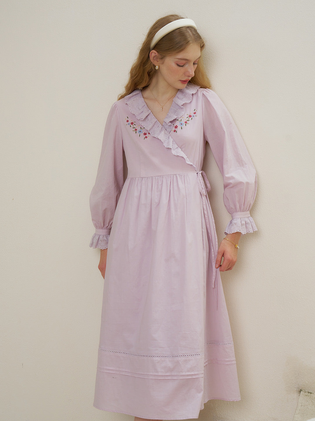 【Black Friday】Annika V-Neck Trimmed Embroidery Cotton Dress