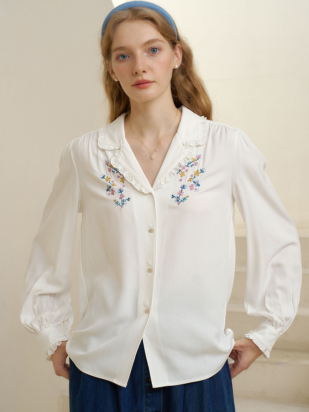 Convallaria Floral Embroidered White Puff Top