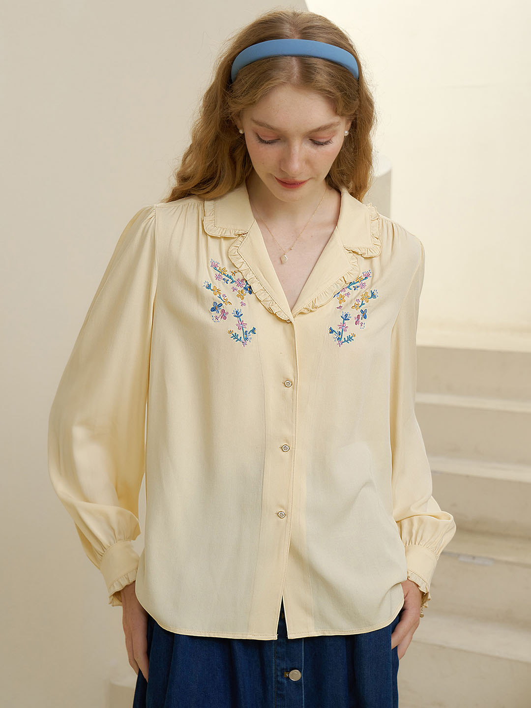 【Final Sale】Convallaria Floral Embroidered Light Yellow Puff Top