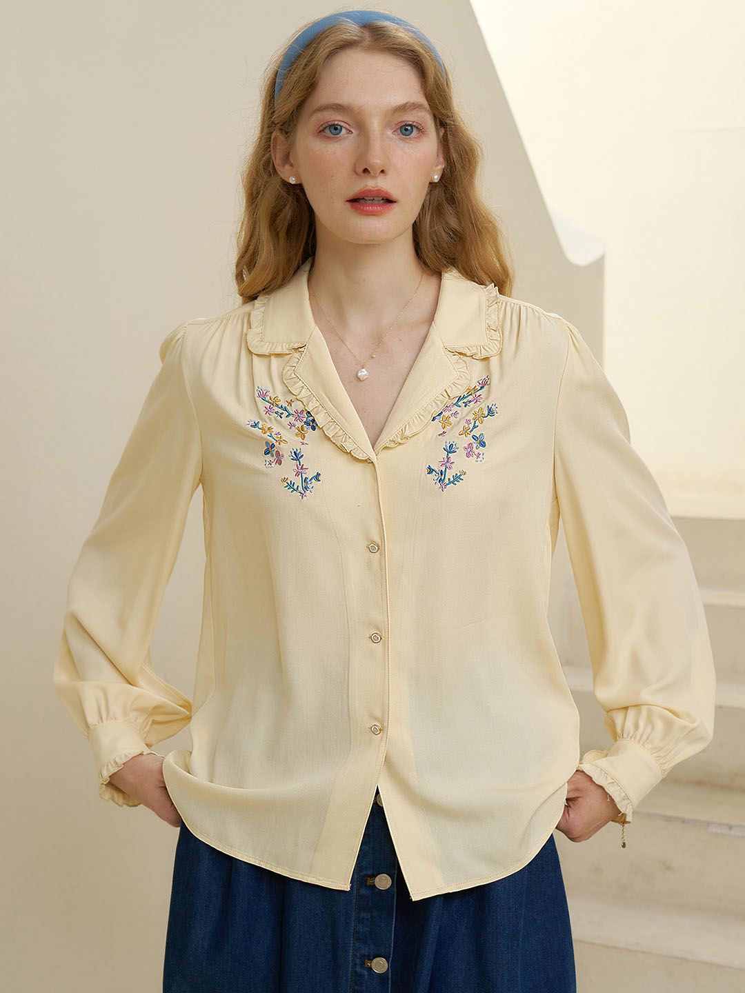 Convallaria Floral Embroidered Light Yellow Puff Top