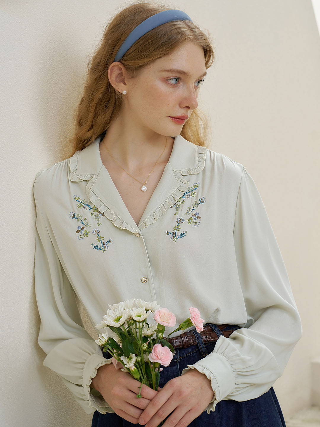 Convallaria Floral Embroidered Light Green Puff Top