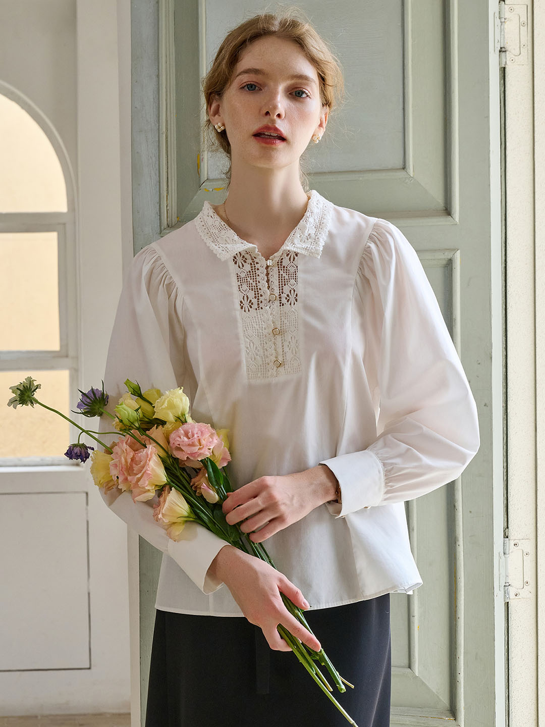 Hadleigh Lace Paneled Hollow Puff Sleeve Blouse – Simple Retro