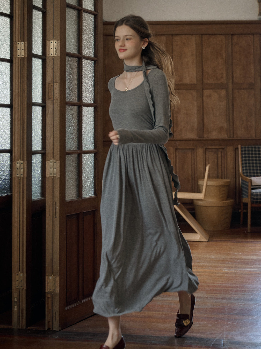 Kaitlyn Round Neck Elegant Gray Slim Fit Knit Dress