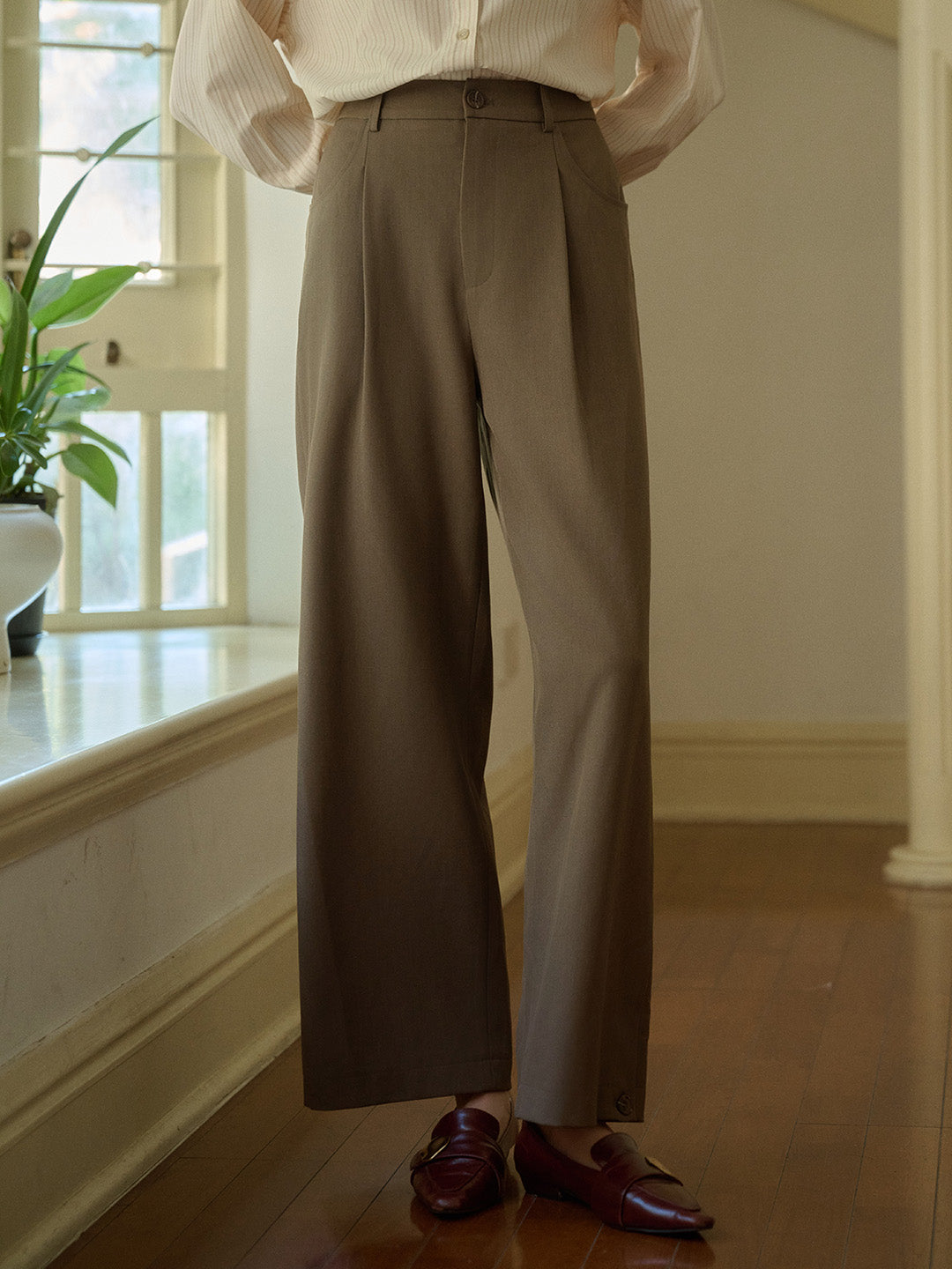 Penny Mid-rise Straight-Leg Slit Trousers