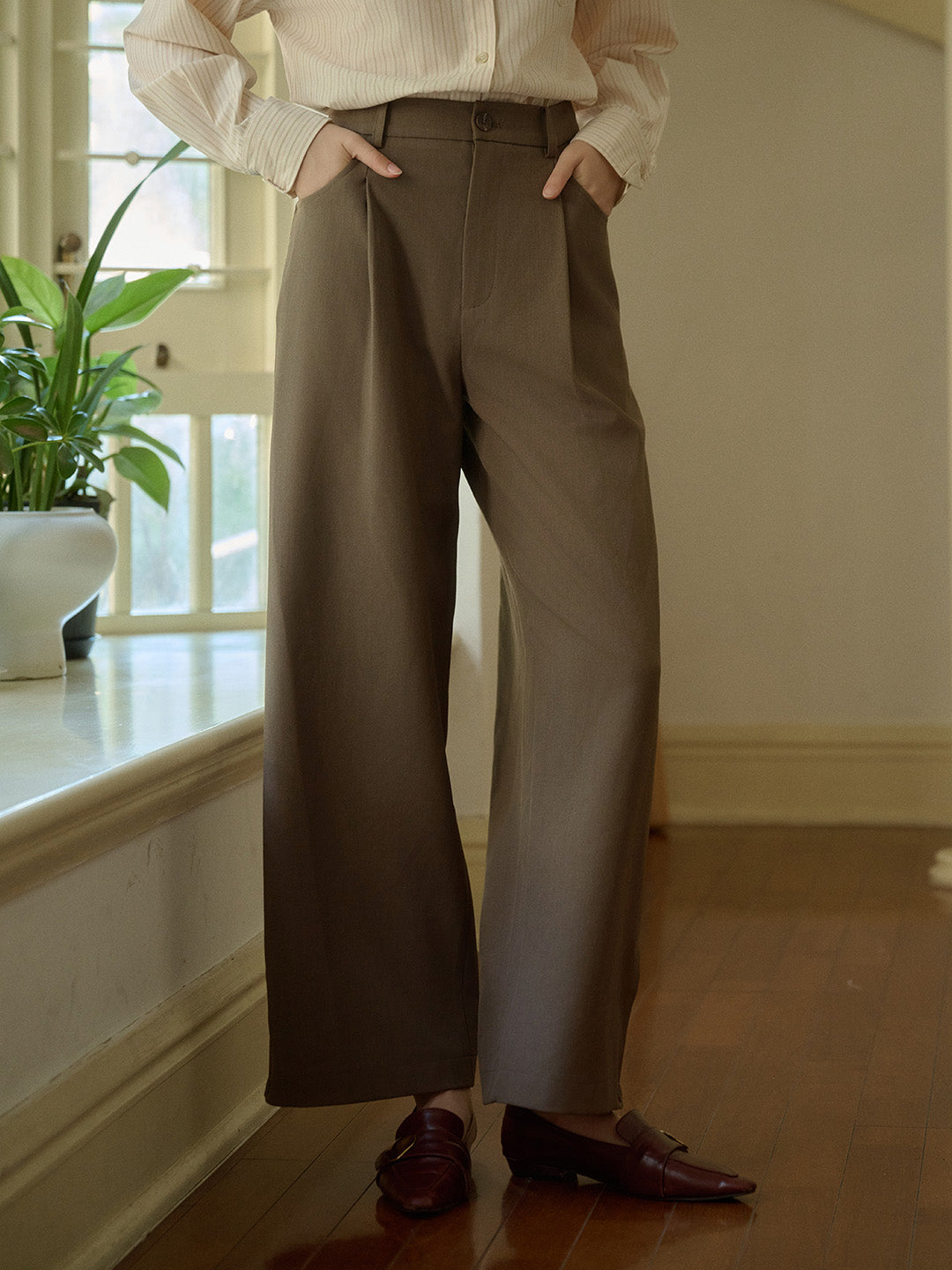 Penny Mid-rise Straight-Leg Slit Trousers