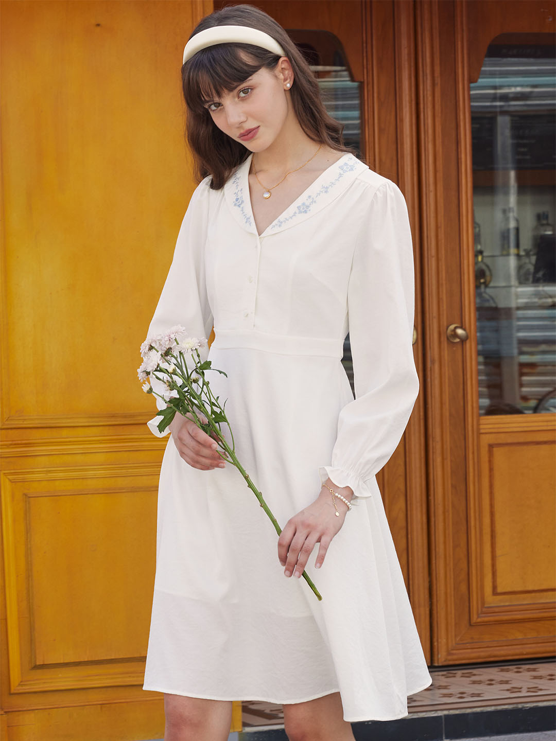 【Final Sale】Emiliana Sweet Embroidered Lapel Dress