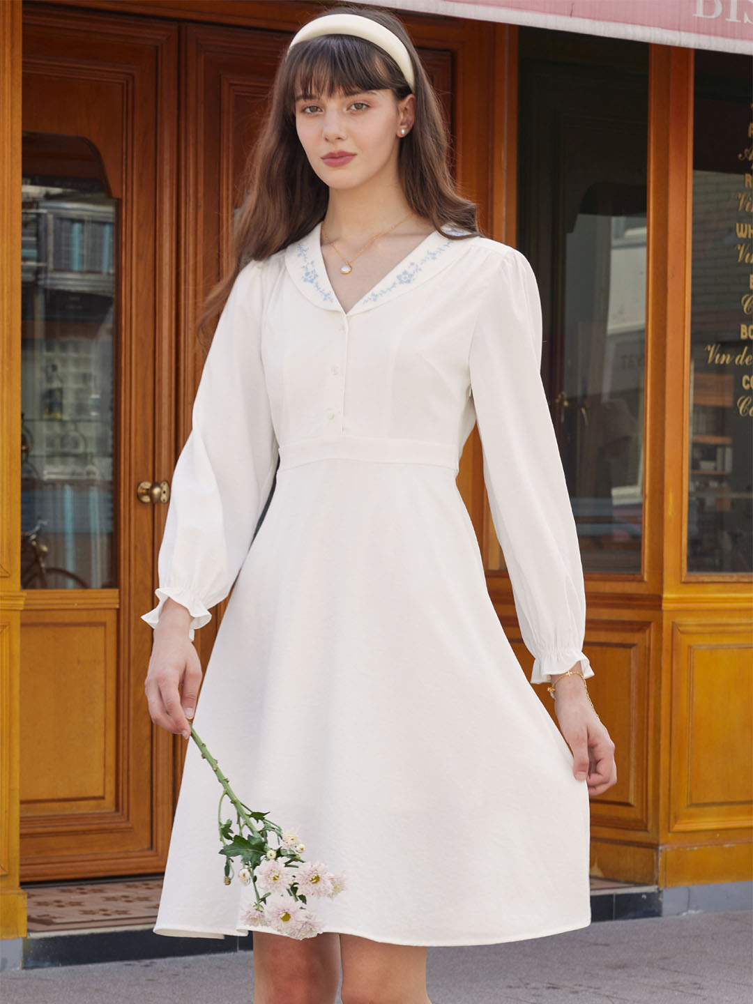 【Final Sale】Emiliana Sweet Embroidered Lapel Dress