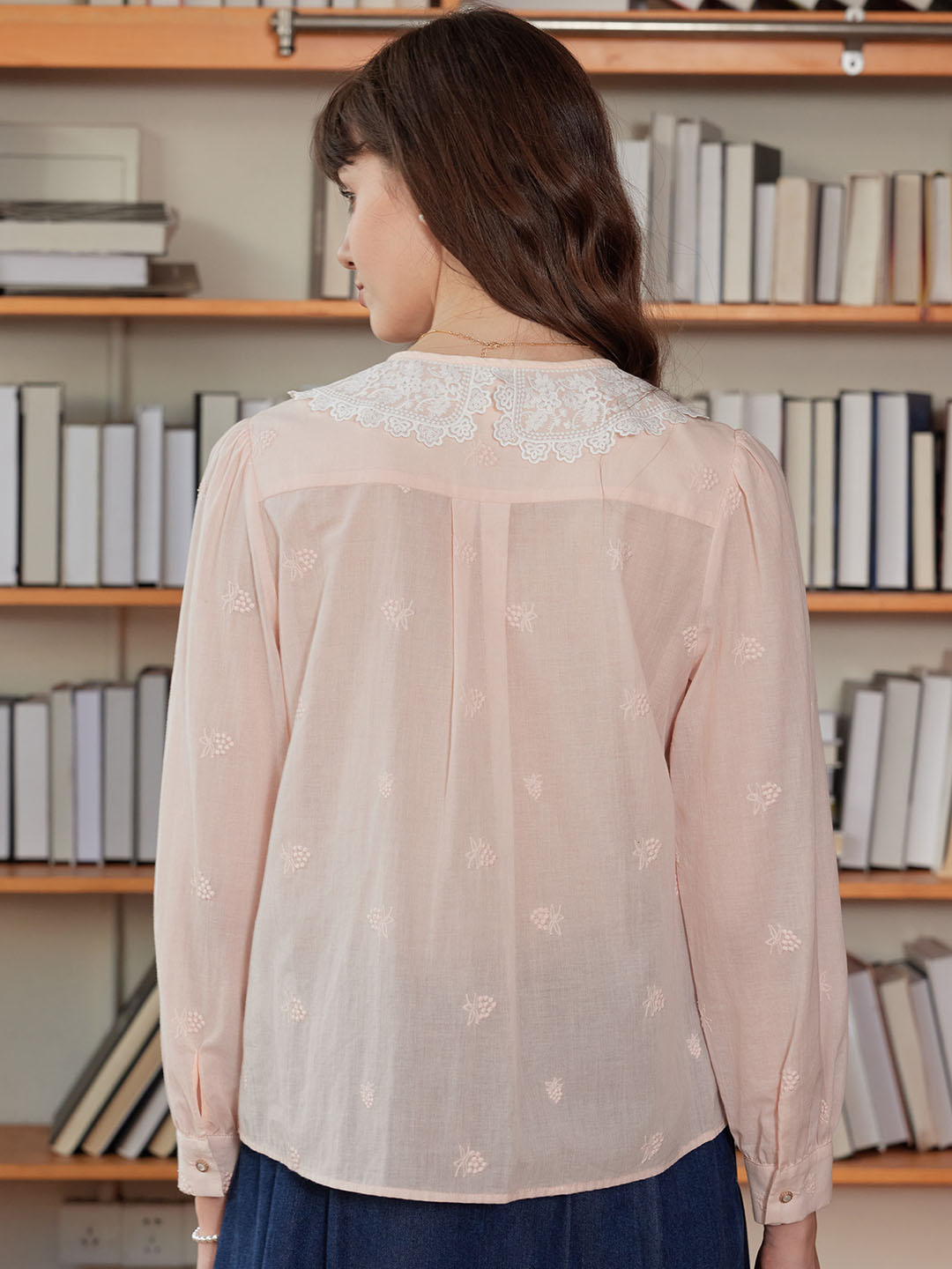 【Final Sale】Neriah Raspberry Embroidered Peter Pan Collar Cotton Blouse