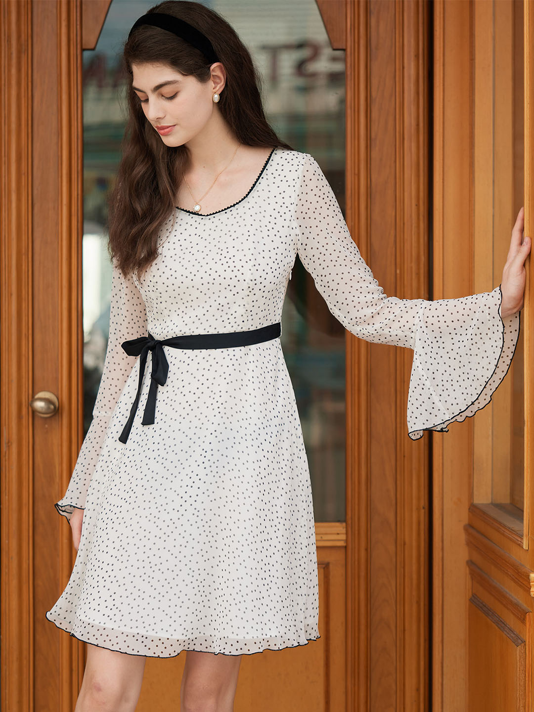 【Flash Sale】Rylan Polka Dot Contrasting Color Round Neck Bell Sleeve Dress