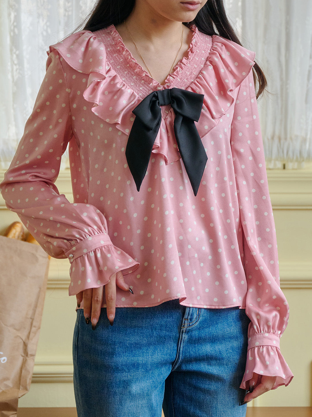 【Final Sale】Nadia V-Neck Dot Bow Blouse