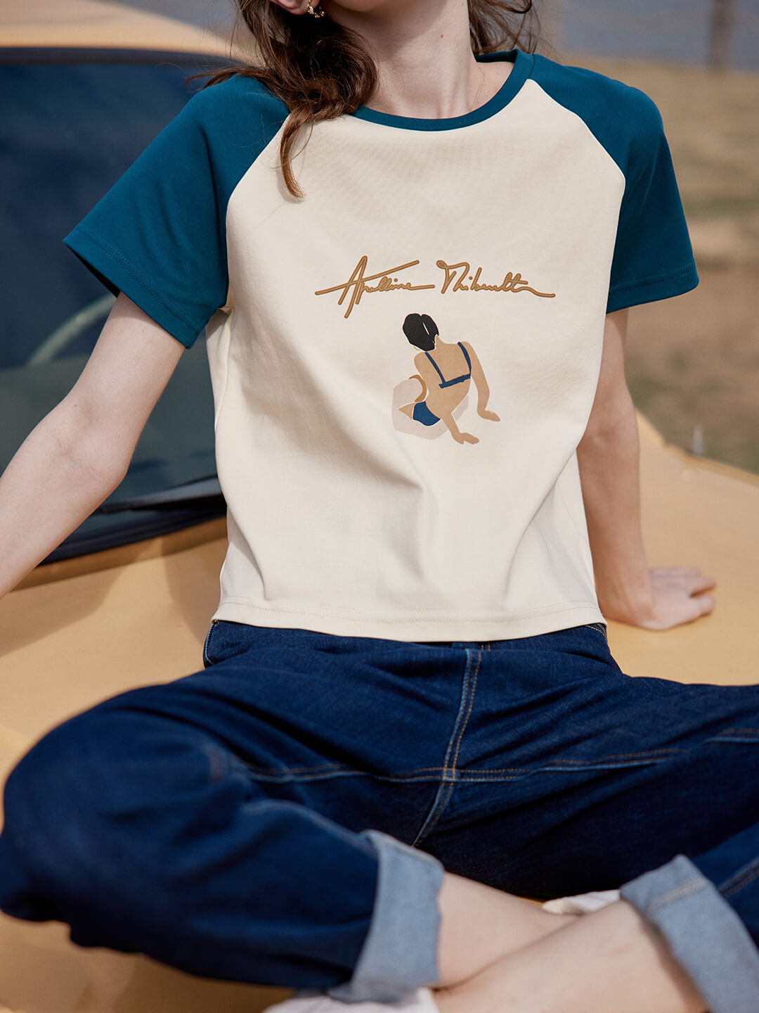 Apolline Women Power Inspired Graphic T-Shirt – Simple Retro
