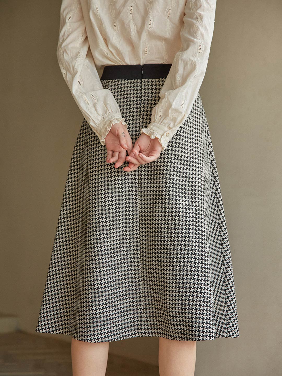 (Clearance) Dawn Houndstooth Skirt – Simple Retro