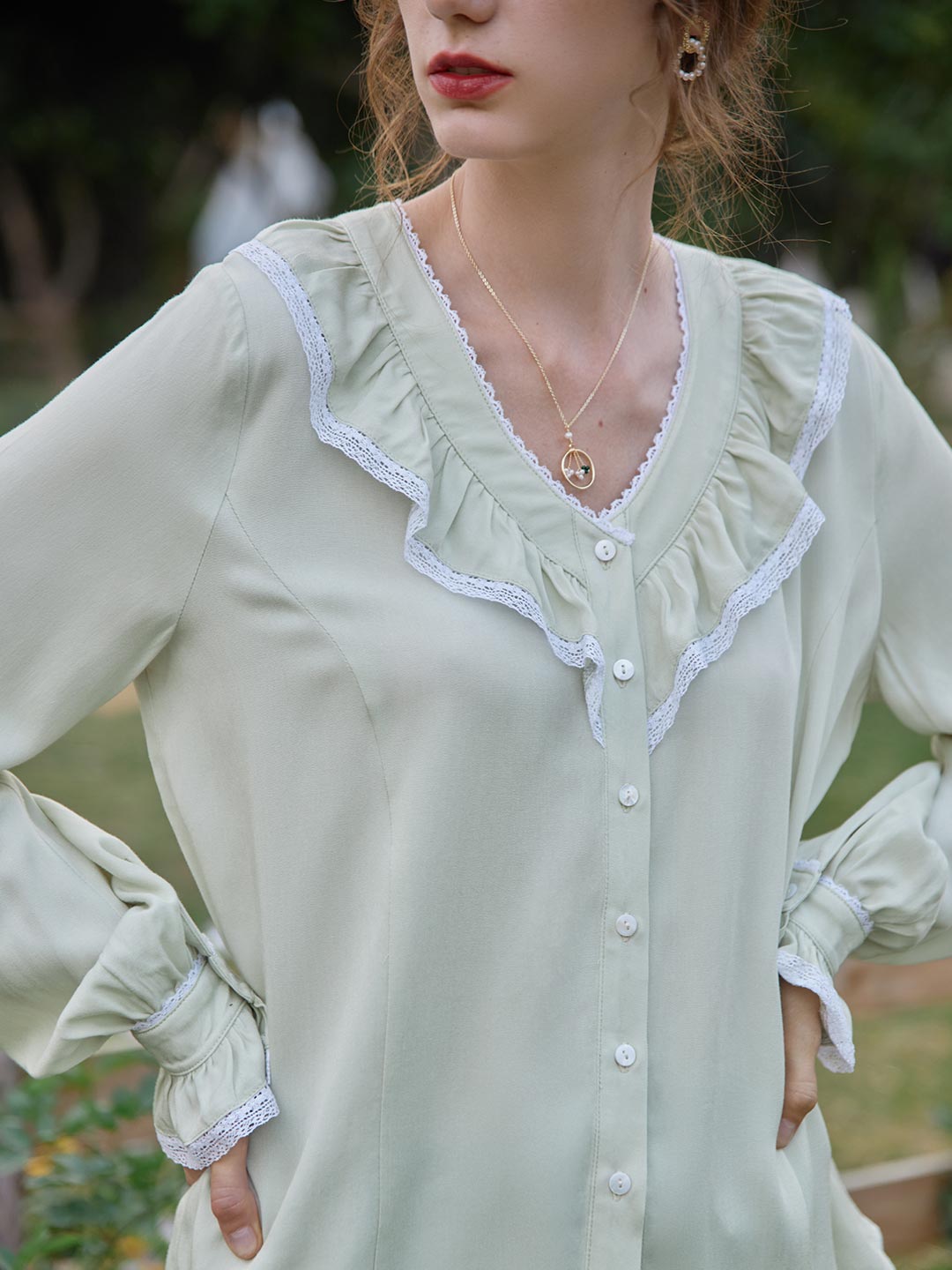 Rosario Ruffle Blouse/Simple Retro/1210015