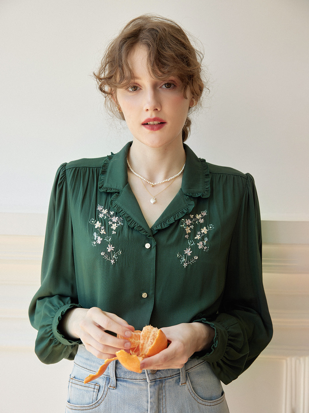 【Final Sale】Convallaria Floral Embroidered Green Puff Top