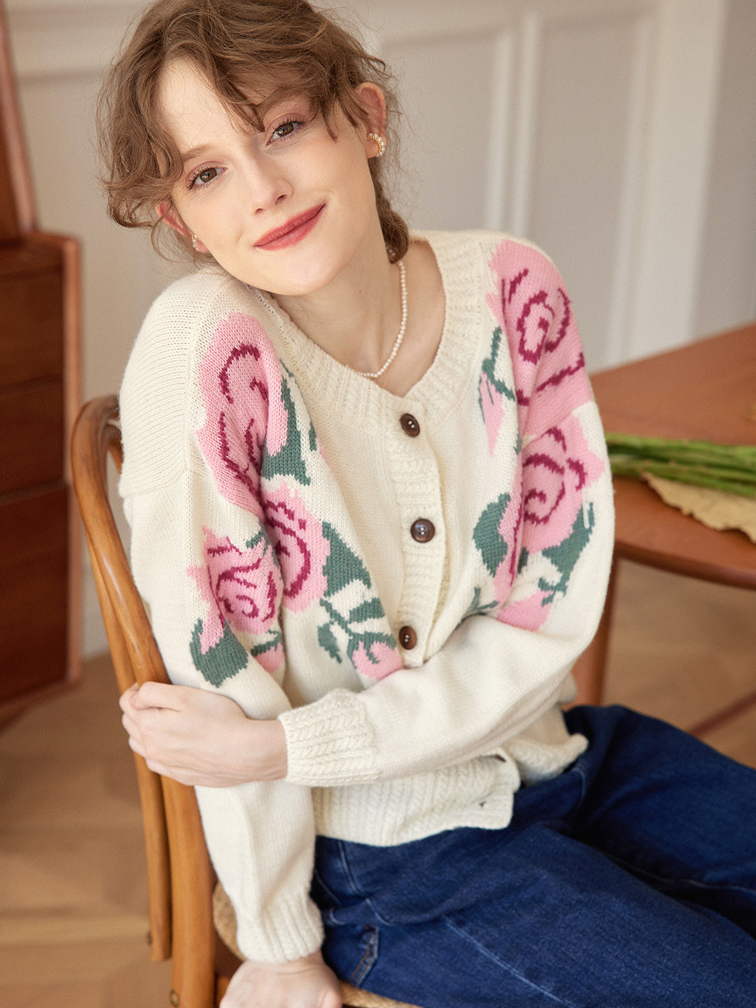 Noemi Rose Jacquard White Knit Cardigan/simpleretro