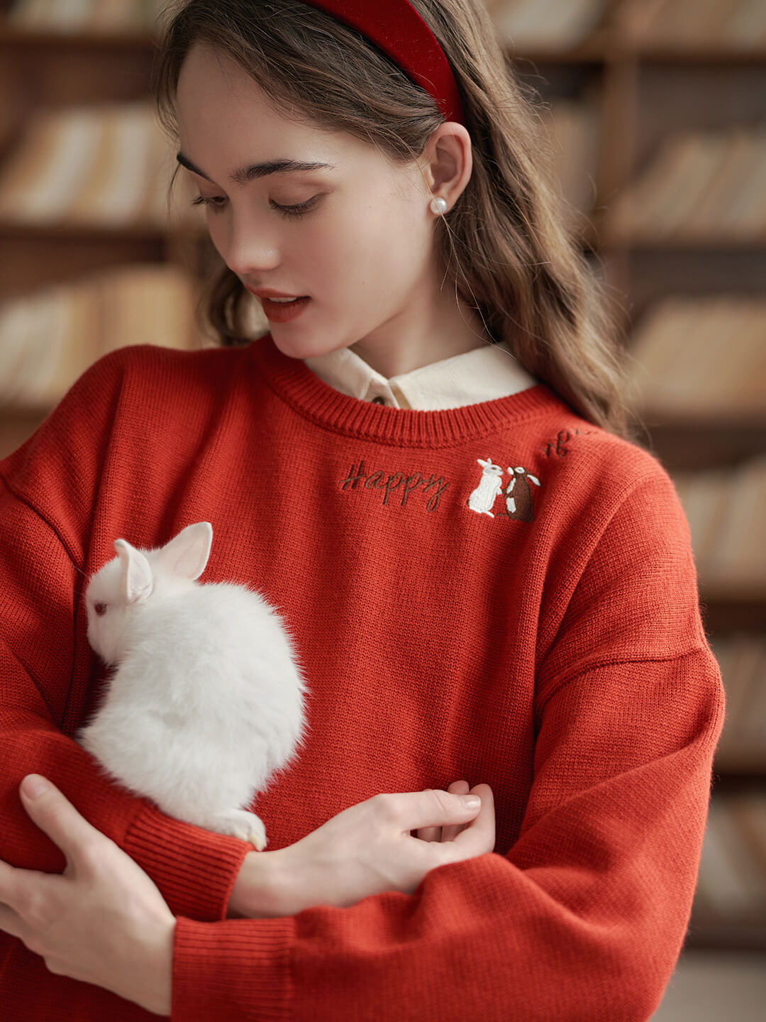 【Final Sale】Rabbit Embroidery Round Neck Knitwear